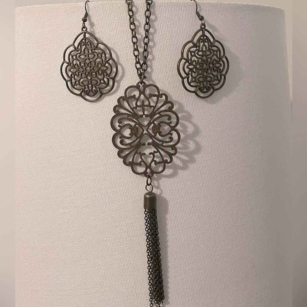 Necklace & earrings set, filigree design, antique bronze.